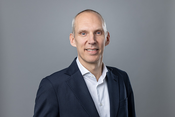 Mikael Helmerson på Mellby Gård.<br />
Foto: André de Loisted